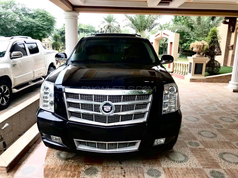 Cadillac Escalade Ext 2006 for Sale in Lahore Image-1