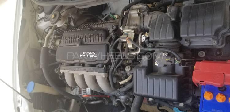 Honda City 2014 for Sale in Karachi Honda City 2014 for Sale in Karachi Image-11