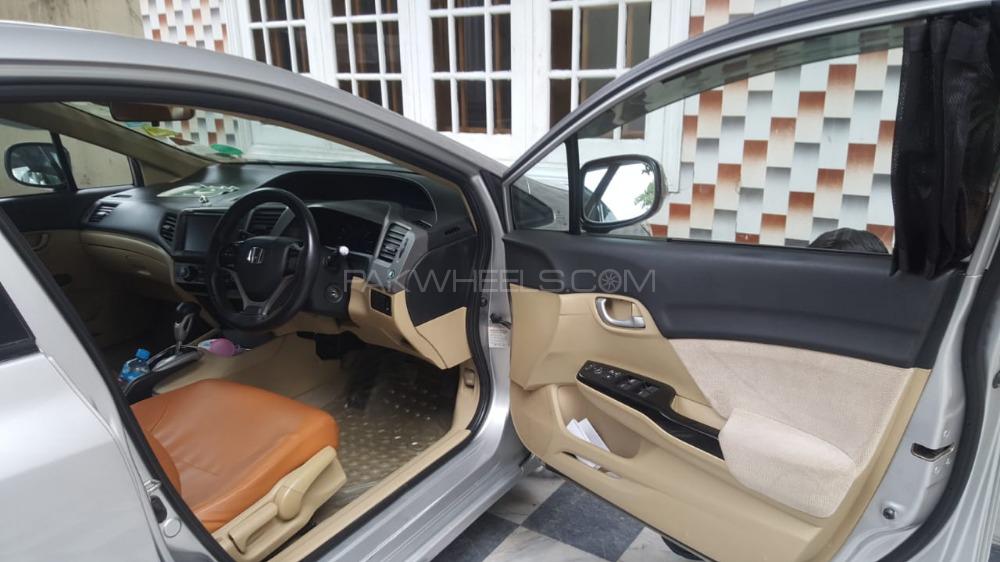 ہونڈا سوک 2012 for Sale in گجرانوالہ ہونڈا سوک 2012 for Sale in گجرانوالہ Image-2