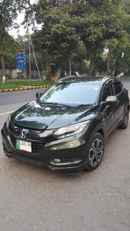 Honda Vezel 2014 for Sale in Lahore Image-1