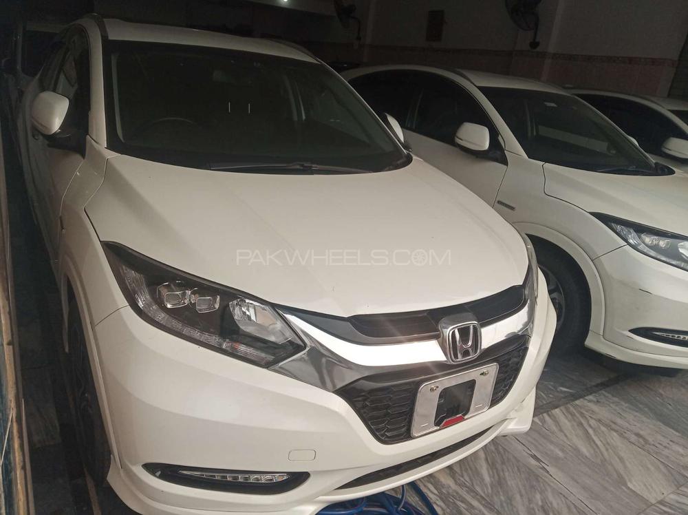 Honda Vezel 2015 for Sale in Gujranwala Honda Vezel 2015 for Sale in Gujranwala Image-3