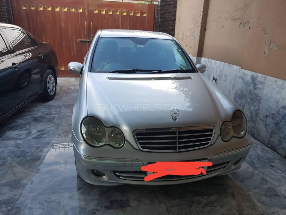 مرسڈیز بینز سی کلاس 2006 for Sale in پشاور مرسڈیز بینز سی کلاس 2006 for Sale in پشاور Image-19
