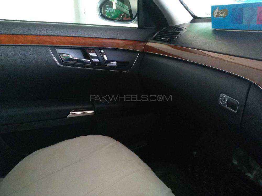 Mercedes Benz S Class 2006 for Sale in Karachi Mercedes Benz S Class 2006 for Sale in Karachi Image-6