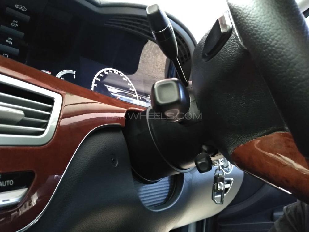 Mercedes Benz S Class 2006 for Sale in Karachi Mercedes Benz S Class 2006 for Sale in Karachi Image-10