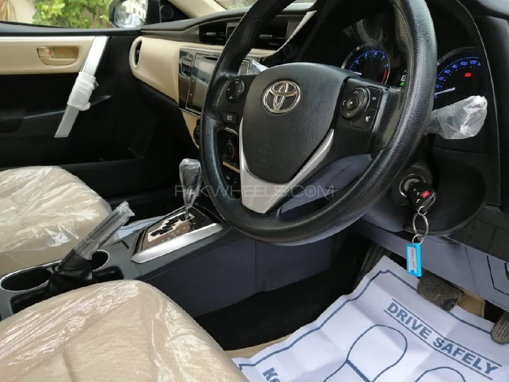 Toyota Corolla 2018 for Sale in Karachi Toyota Corolla 2018 for Sale in Karachi Image-16
