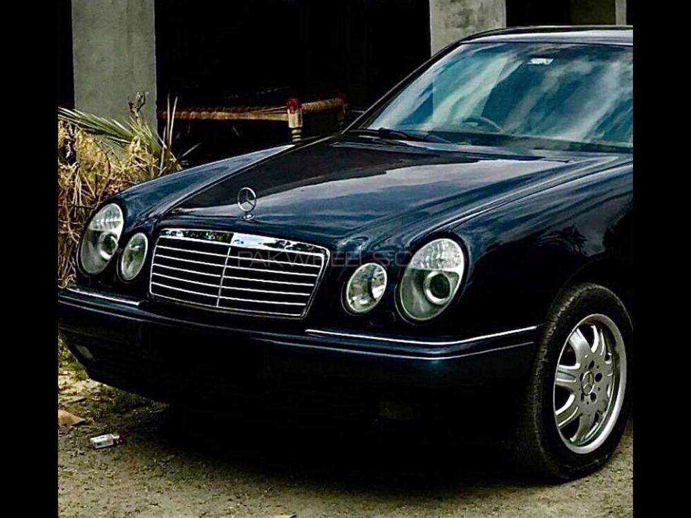 Mercedes Benz E Class 1997 for Sale in Islamabad Image-1