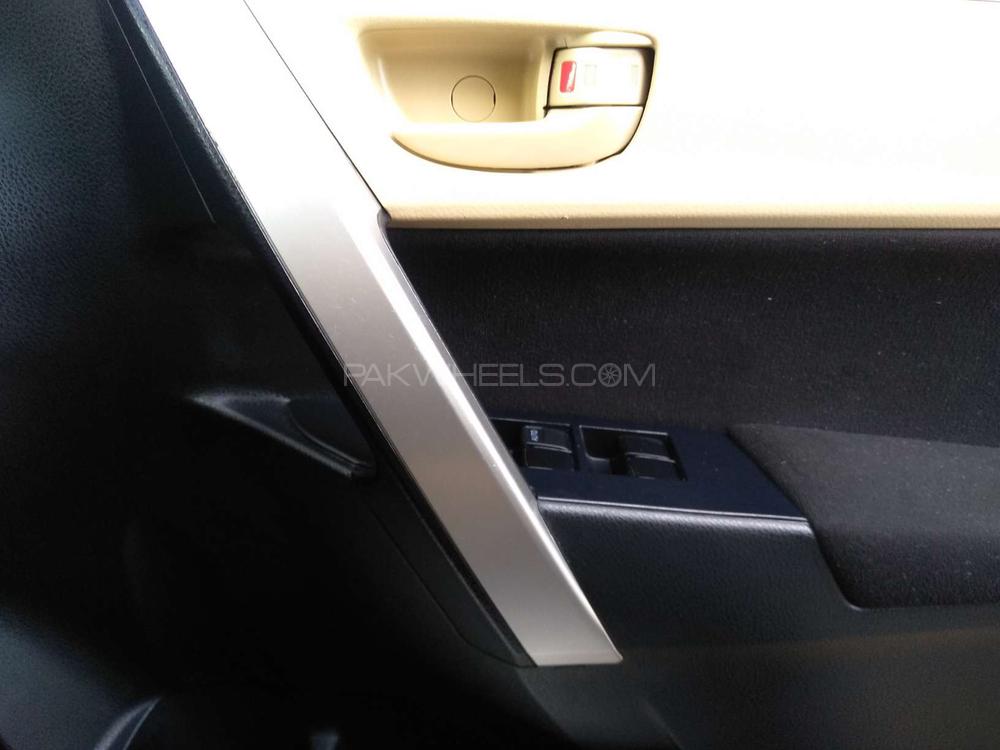 Toyota Corolla 2019 for Sale in Karachi Toyota Corolla 2019 for Sale in Karachi Image-11