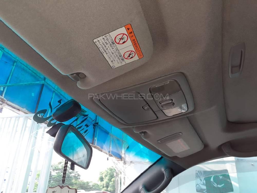 Toyota Prado 2004 for Sale in Lahore Toyota Prado 2004 for Sale in Lahore Image-6