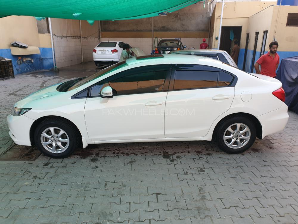 Honda Civic 2013 for Sale in Rawalpindi Honda Civic 2013 for Sale in Rawalpindi Image-4