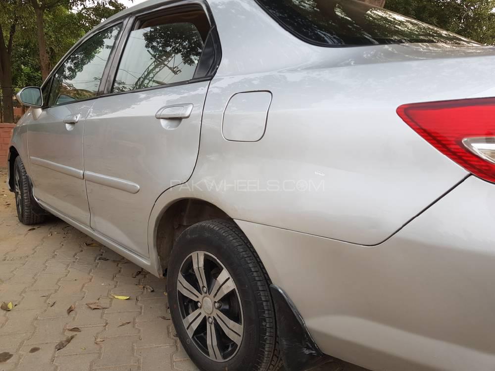Honda City 2005 for Sale in Lahore Honda City 2005 for Sale in Lahore Image-6