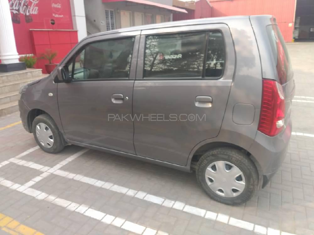 Suzuki Wagon R 2018 for Sale in Lahore Suzuki Wagon R 2018 for Sale in Lahore Image-6