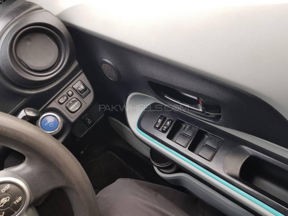 Toyota Aqua 2012 for Sale in Lahore Toyota Aqua 2012 for Sale in Lahore Image-7