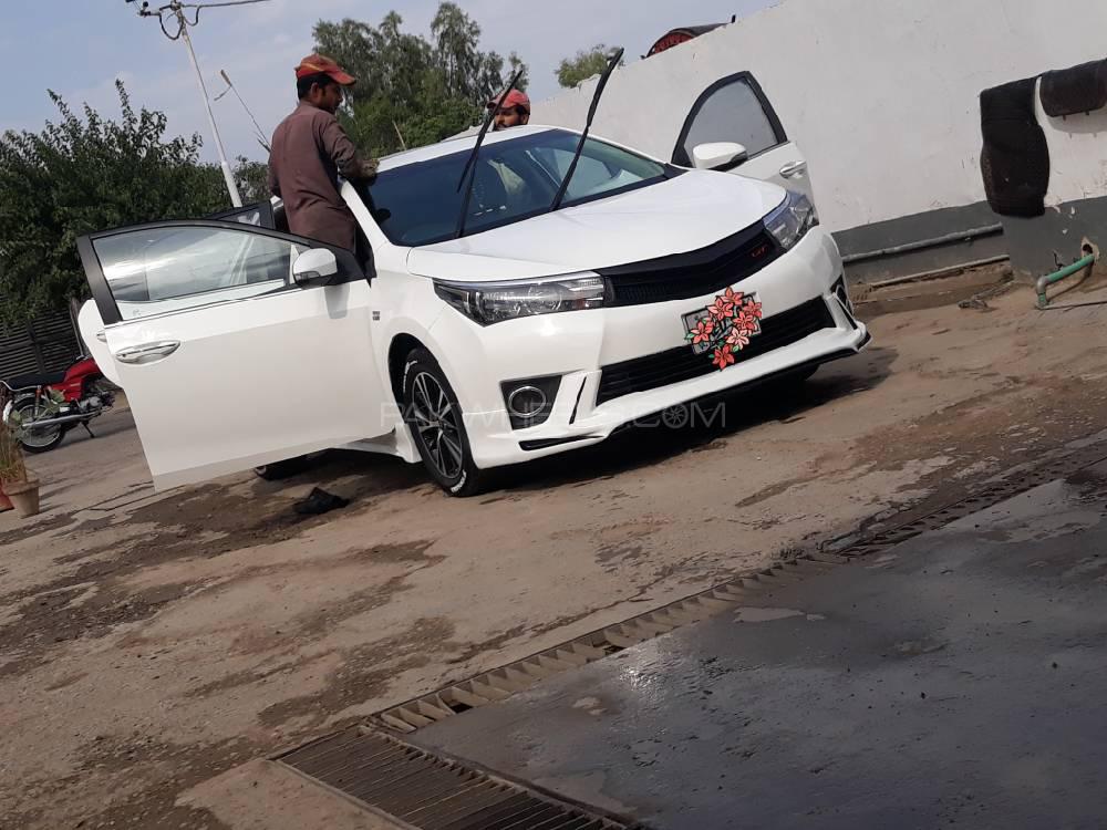 Toyota Corolla 2017 for Sale in Kohat Image-1