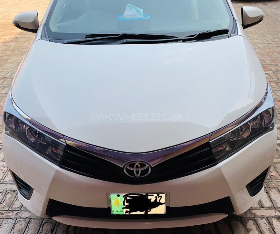 Toyota Corolla 2017 for Sale in Peshawar Image-1