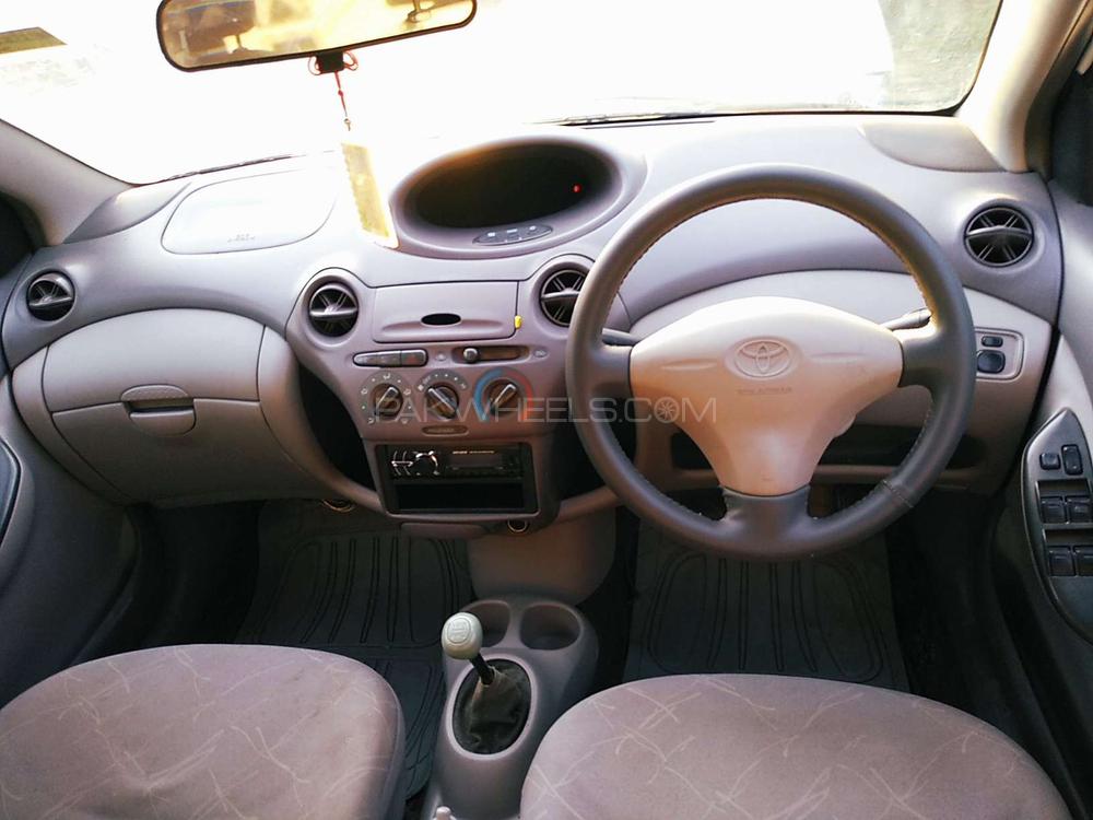 Toyota Platz 2001 for Sale in Rawalpindi Toyota Platz 2001 for Sale in Rawalpindi Image-12