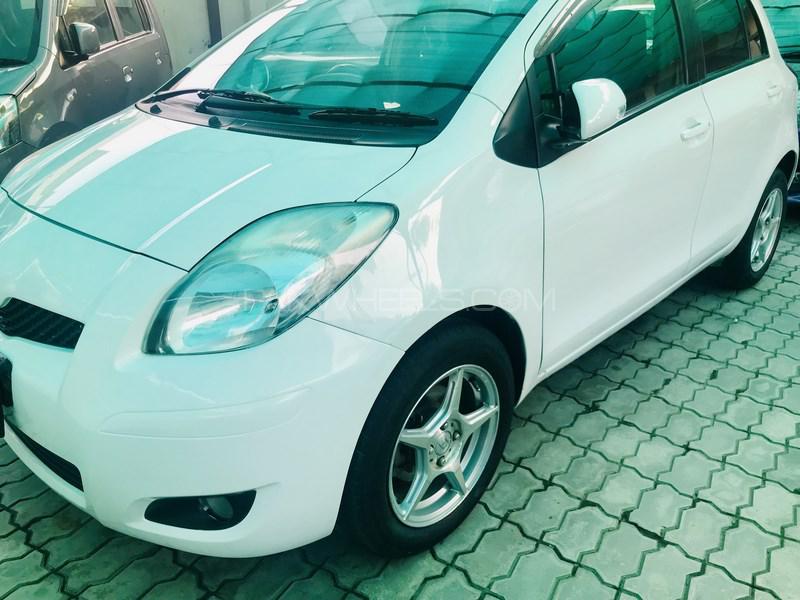 Toyota Vitz 2009 for Sale in Lahore Toyota Vitz 2009 for Sale in Lahore Image-2
