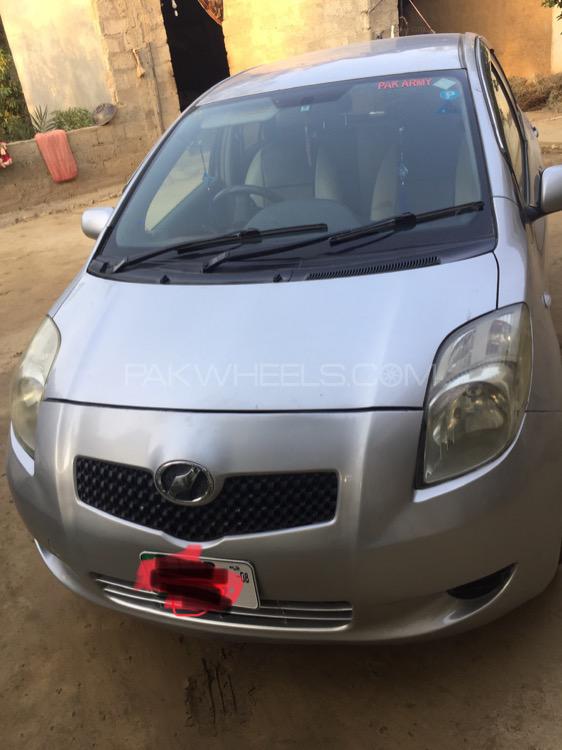 Toyota Vitz 2006 for Sale in Nowshera Toyota Vitz 2006 for Sale in Nowshera Image-2