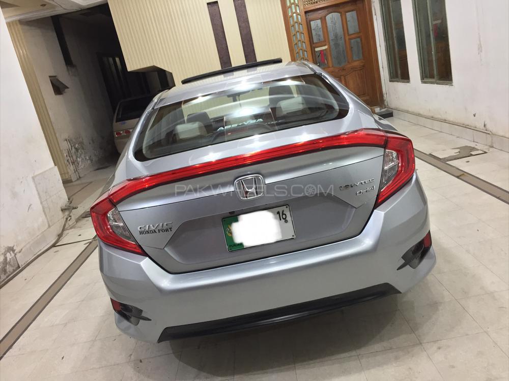 Honda Civic 2016 for Sale in Lahore Honda Civic 2016 for Sale in Lahore Image-8