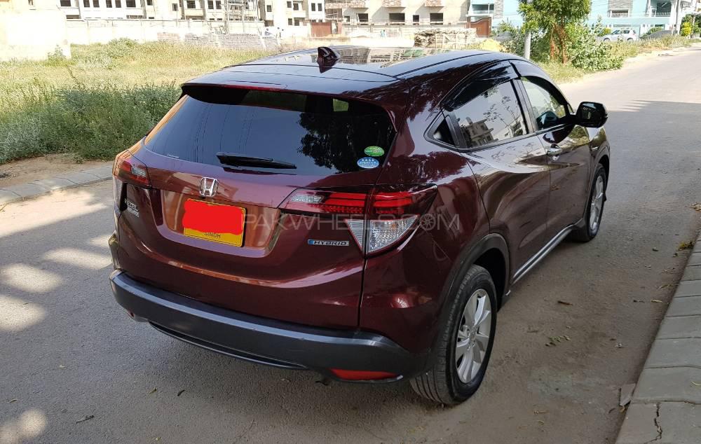 Honda Vezel 2014 for Sale in Karachi Honda Vezel 2014 for Sale in Karachi Image-2