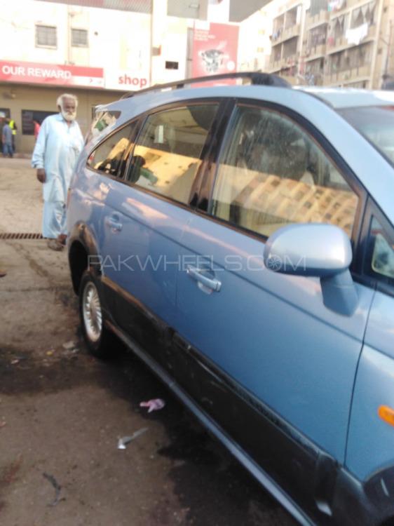SsangYong Stavic 2005 for Sale in Karachi SsangYong Stavic 2005 for Sale in Karachi Image-9