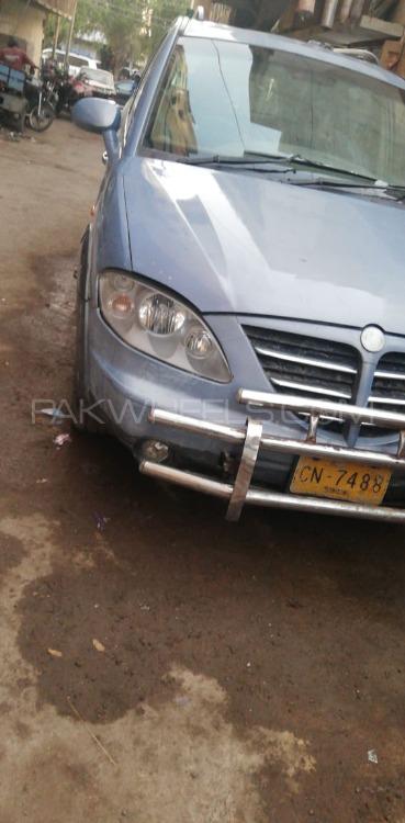SsangYong Stavic 2005 for Sale in Karachi SsangYong Stavic 2005 for Sale in Karachi Image-12