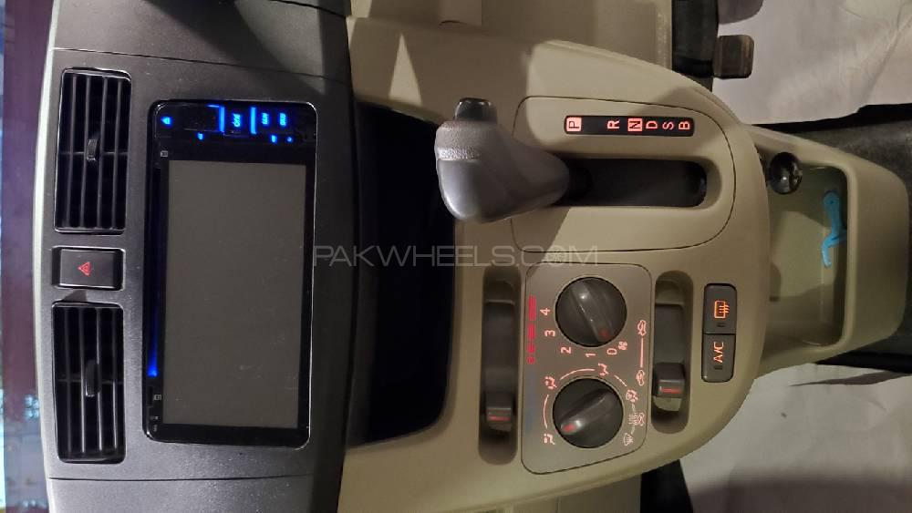 Daihatsu Move 2014 for Sale in Karachi Daihatsu Move 2014 for Sale in Karachi Image-10