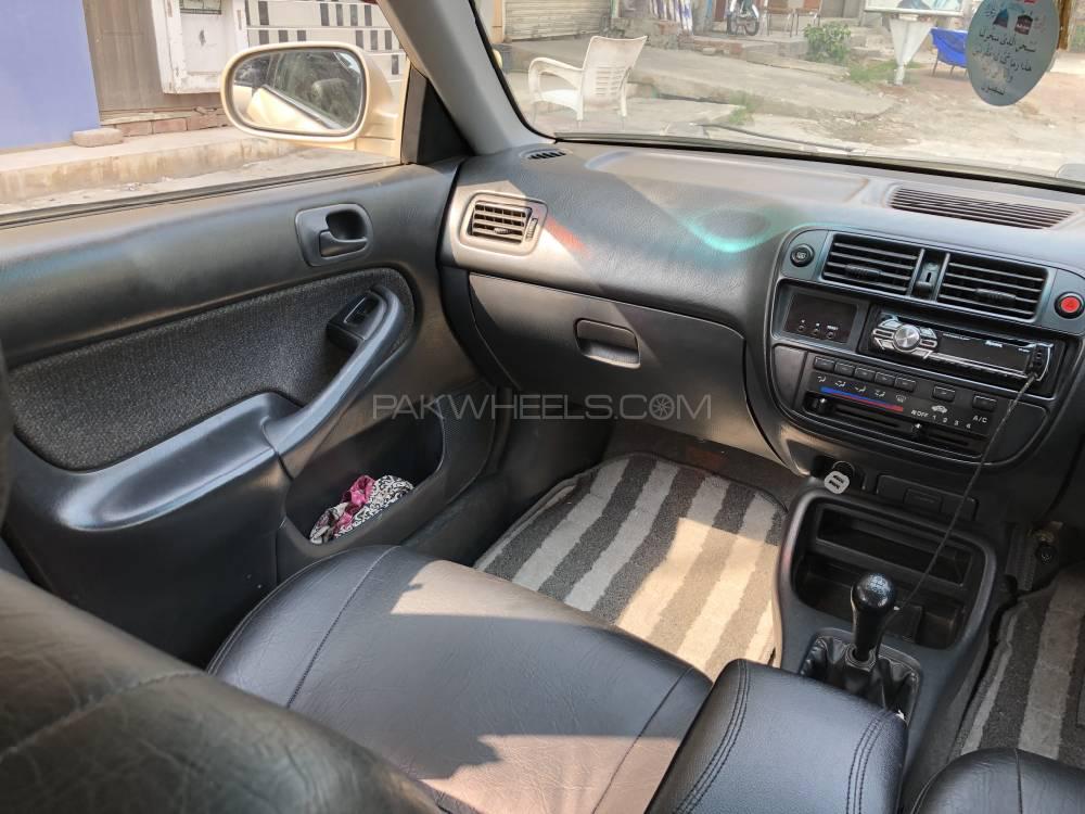 Honda Civic 1997 for Sale in Sahiwal Honda Civic 1997 for Sale in Sahiwal Image-3