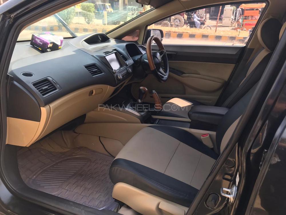 Honda Civic 2010 for Sale in Hyderabad Honda Civic 2010 for Sale in Hyderabad Image-3