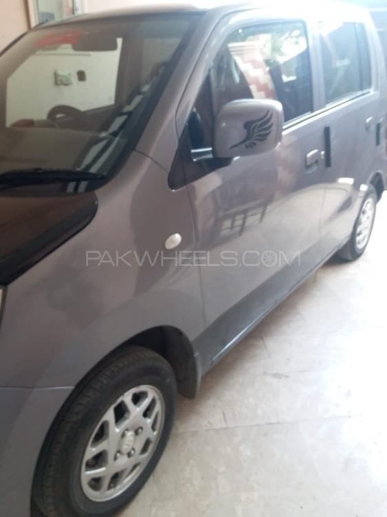 Suzuki Wagon R 2018 for Sale in Lahore Suzuki Wagon R 2018 for Sale in Lahore Image-3
