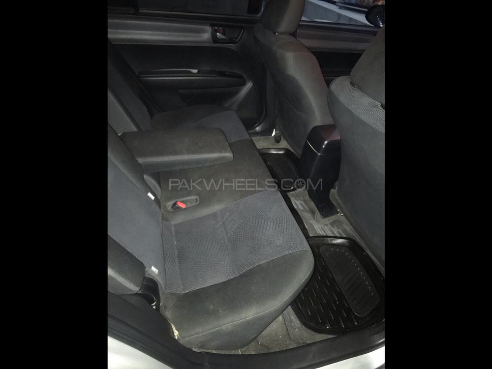 Toyota Corolla Fielder 2014 for Sale in Rawalpindi Toyota Corolla Fielder 2014 for Sale in Rawalpindi Image-9