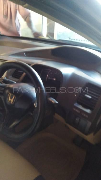 Honda Civic 2006 for Sale in Sahiwal Honda Civic 2006 for Sale in Sahiwal Image-10