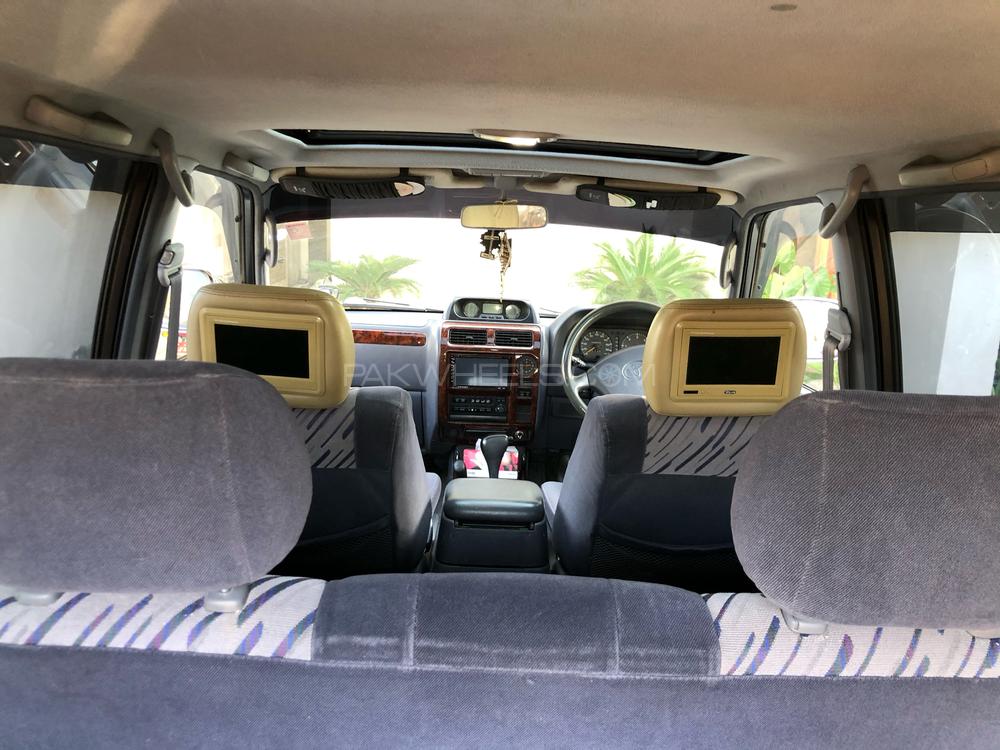 Toyota Prado 1996 for Sale in Peshawar Toyota Prado 1996 for Sale in Peshawar Image-15
