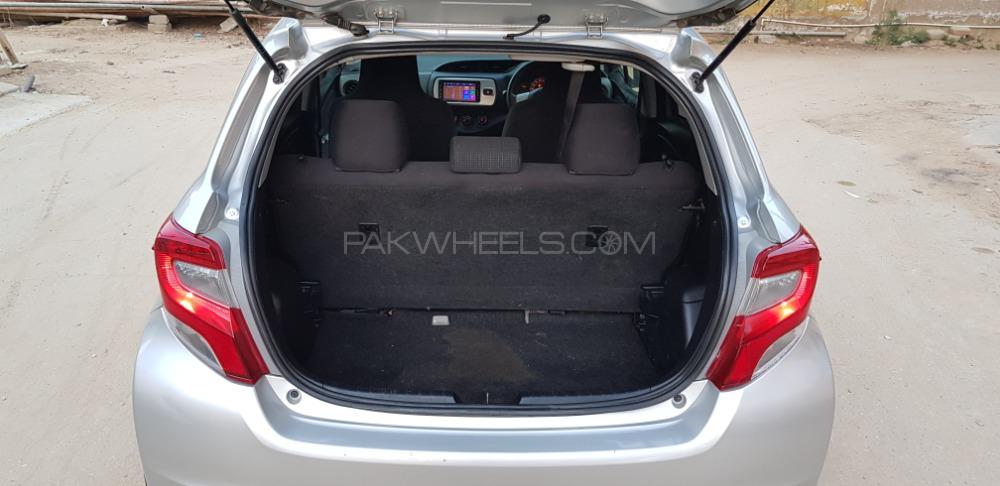 Toyota Vitz 2014 for Sale in Karachi Toyota Vitz 2014 for Sale in Karachi Image-9