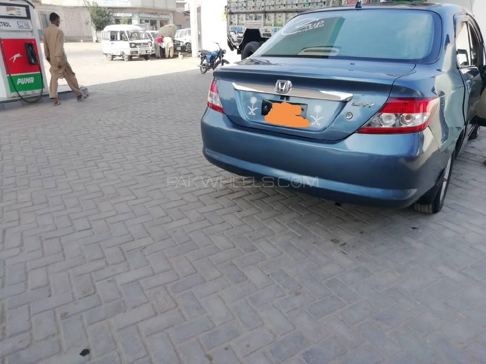 ہونڈا سٹی 2005 for Sale in فیصل آباد ہونڈا سٹی 2005 for Sale in فیصل آباد Image-2