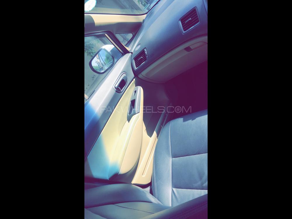 Honda Civic 2011 for Sale in Lahore Honda Civic 2011 for Sale in Lahore Image-11