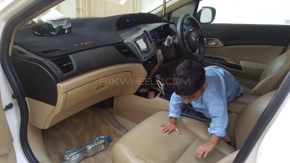 Honda Civic 2015 for Sale in Karachi Honda Civic 2015 for Sale in Karachi Image-11