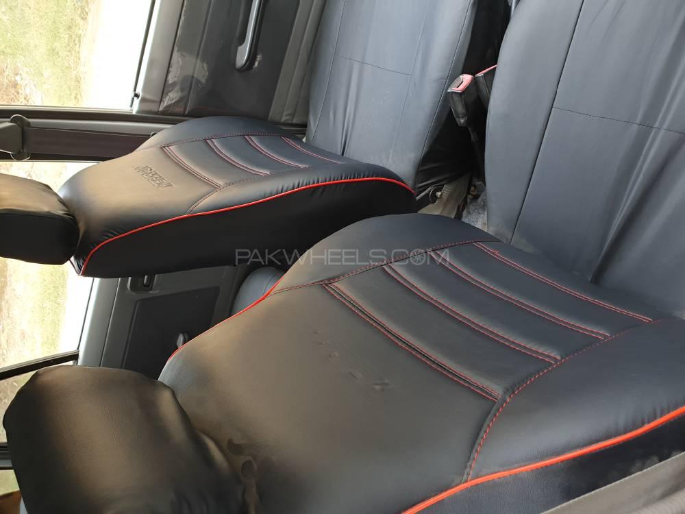 Suzuki Mehran 2006 for Sale in Lahore Suzuki Mehran 2006 for Sale in Lahore Image-2