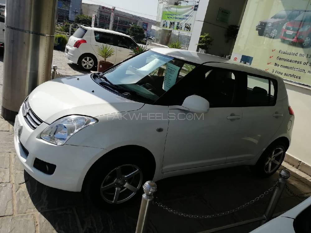 Suzuki Swift 2017 for Sale in Rawalpindi Suzuki Swift 2017 for Sale in Rawalpindi Image-2