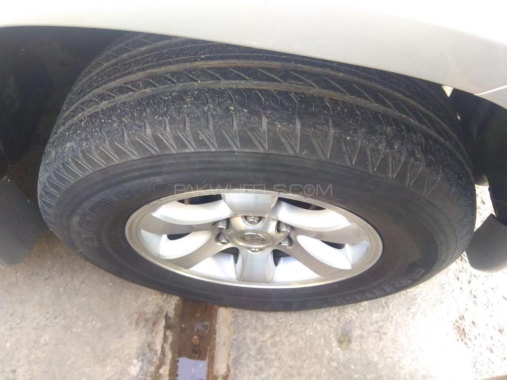 Toyota Prado 2005 for Sale in Lahore Toyota Prado 2005 for Sale in Lahore Image-4