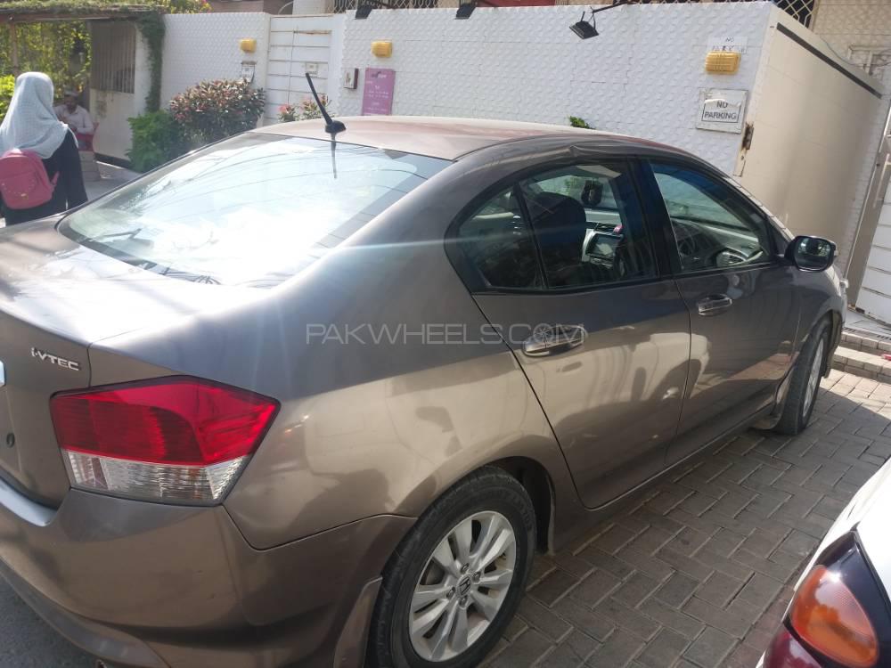 Honda City 2014 for Sale in Karachi Honda City 2014 for Sale in Karachi Image-2