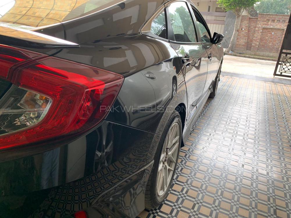 Honda Civic 2018 for Sale in Gujranwala Honda Civic 2018 for Sale in Gujranwala Image-7