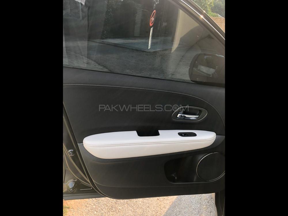 Honda Vezel 2015 for Sale in Islamabad Honda Vezel 2015 for Sale in Islamabad Image-14