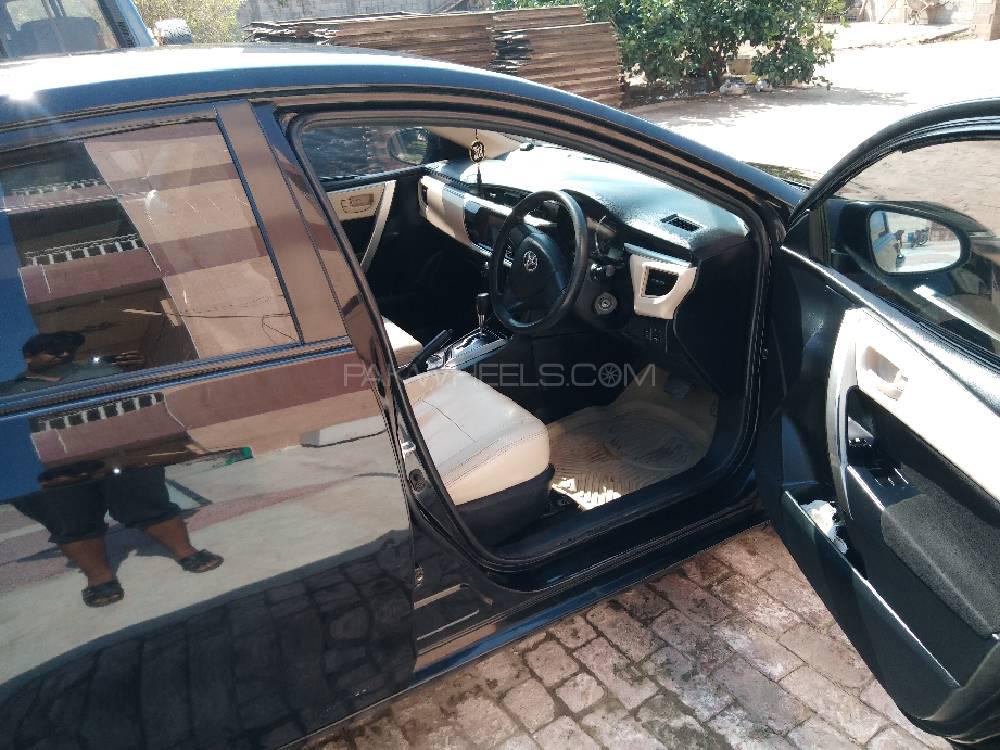 Toyota Corolla 2014 for Sale in Gujrat Toyota Corolla 2014 for Sale in Gujrat Image-9