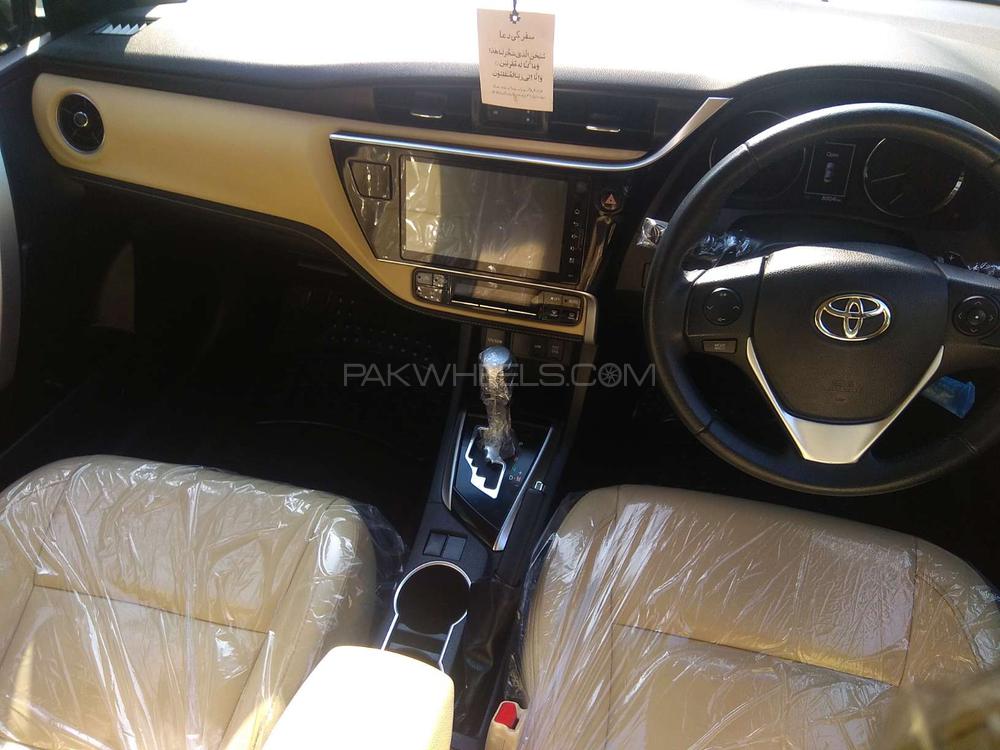 Toyota Corolla 2019 for Sale in Lahore Toyota Corolla 2019 for Sale in Lahore Image-11