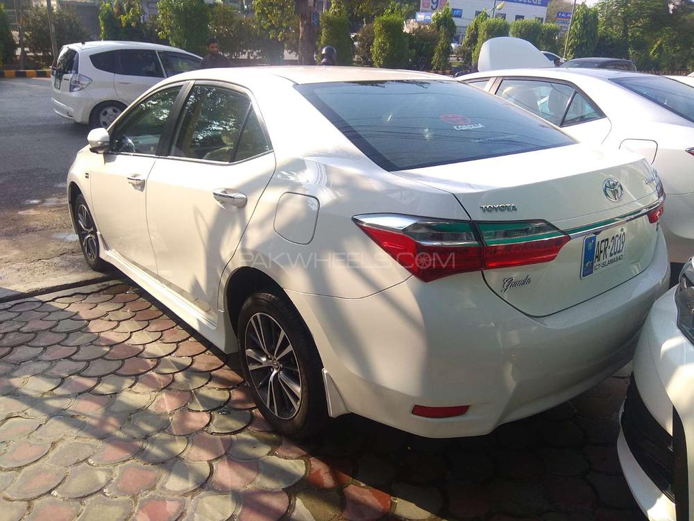 Toyota Corolla 2019 for Sale in Lahore Toyota Corolla 2019 for Sale in Lahore Image-16