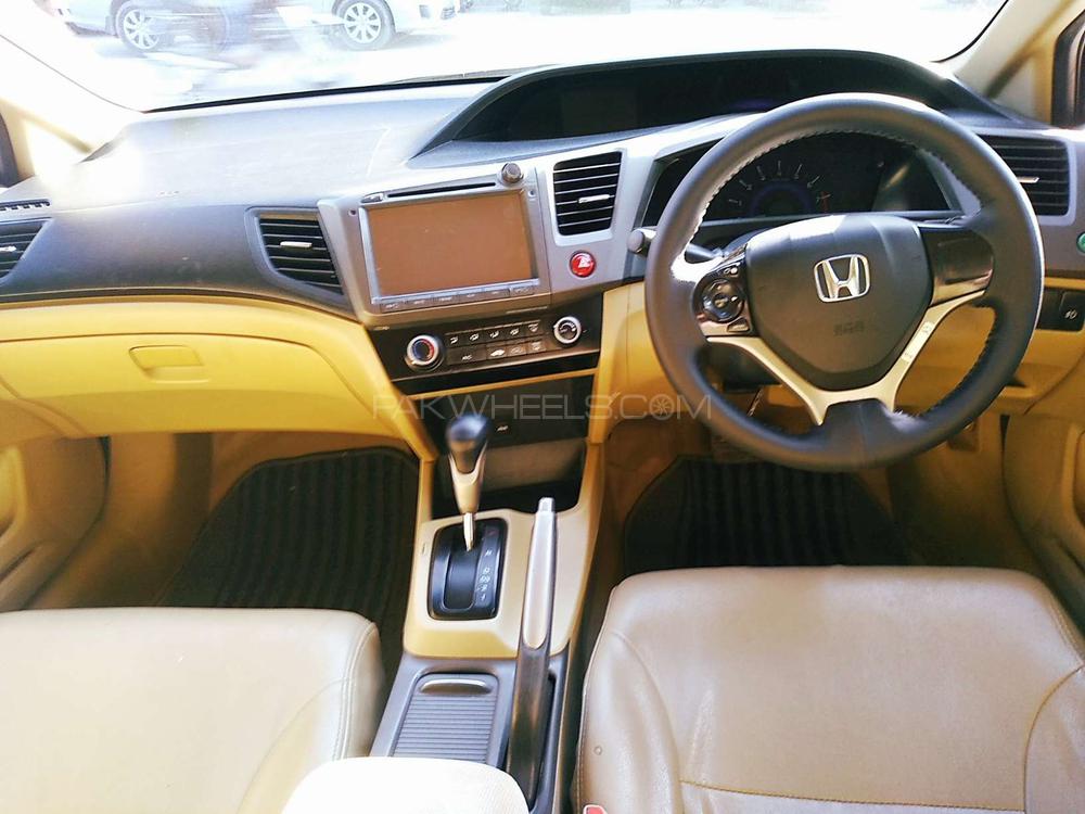 Honda Civic 2014 for Sale in Rawalpindi Honda Civic 2014 for Sale in Rawalpindi Image-12