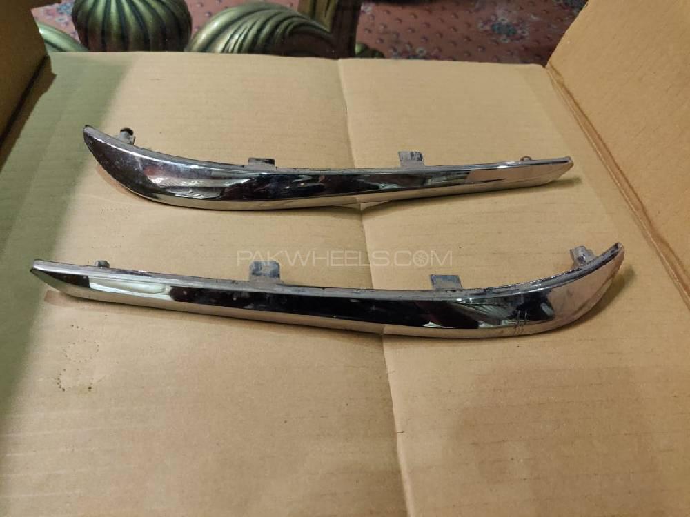 Land cruiser V8 2008 to 2012  front left and right body kit Land cruiser V8 2008 to 2012  front left and right body kit Image-2