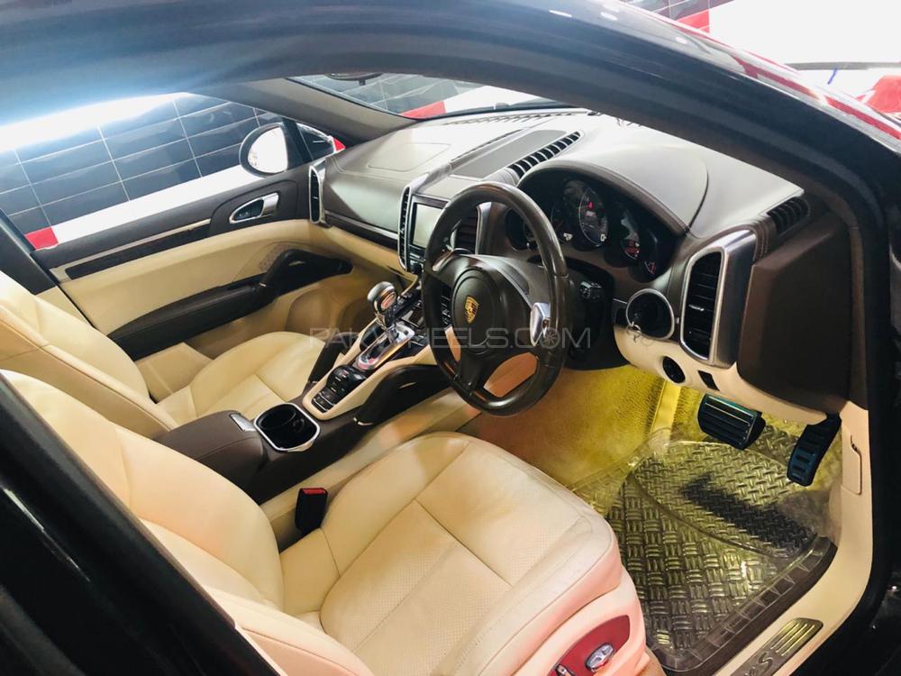 Porsche Cayenne 2013 for Sale in Lahore Porsche Cayenne 2013 for Sale in Lahore Image-6