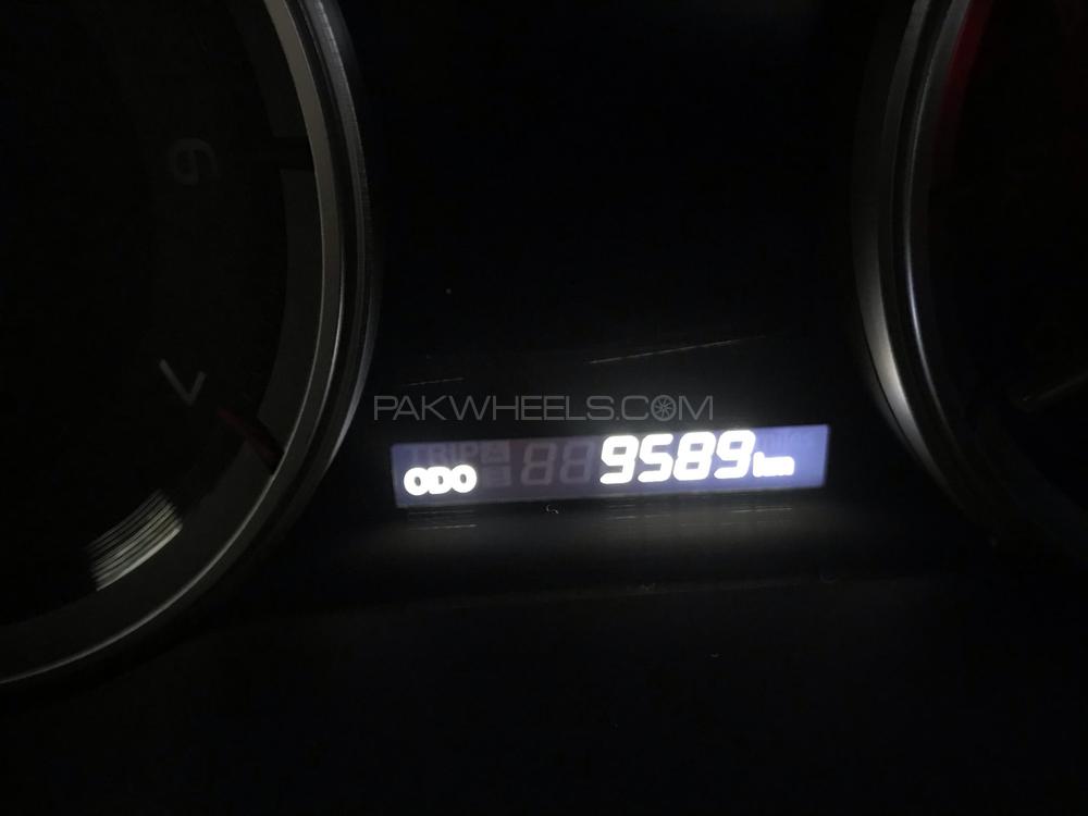 Toyota Land Cruiser 2017 for Sale in Islamabad Toyota Land Cruiser 2017 for Sale in Islamabad Image-9