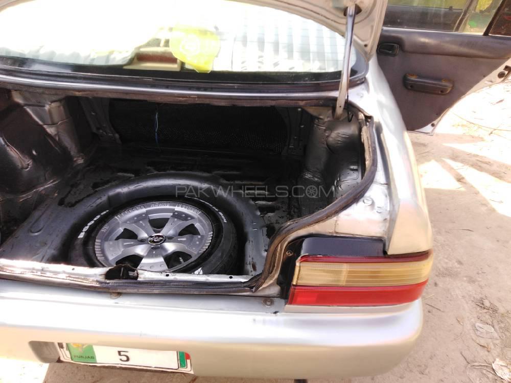 Toyota Corolla 2001 for Sale in Peshawar Toyota Corolla 2001 for Sale in Peshawar Image-9